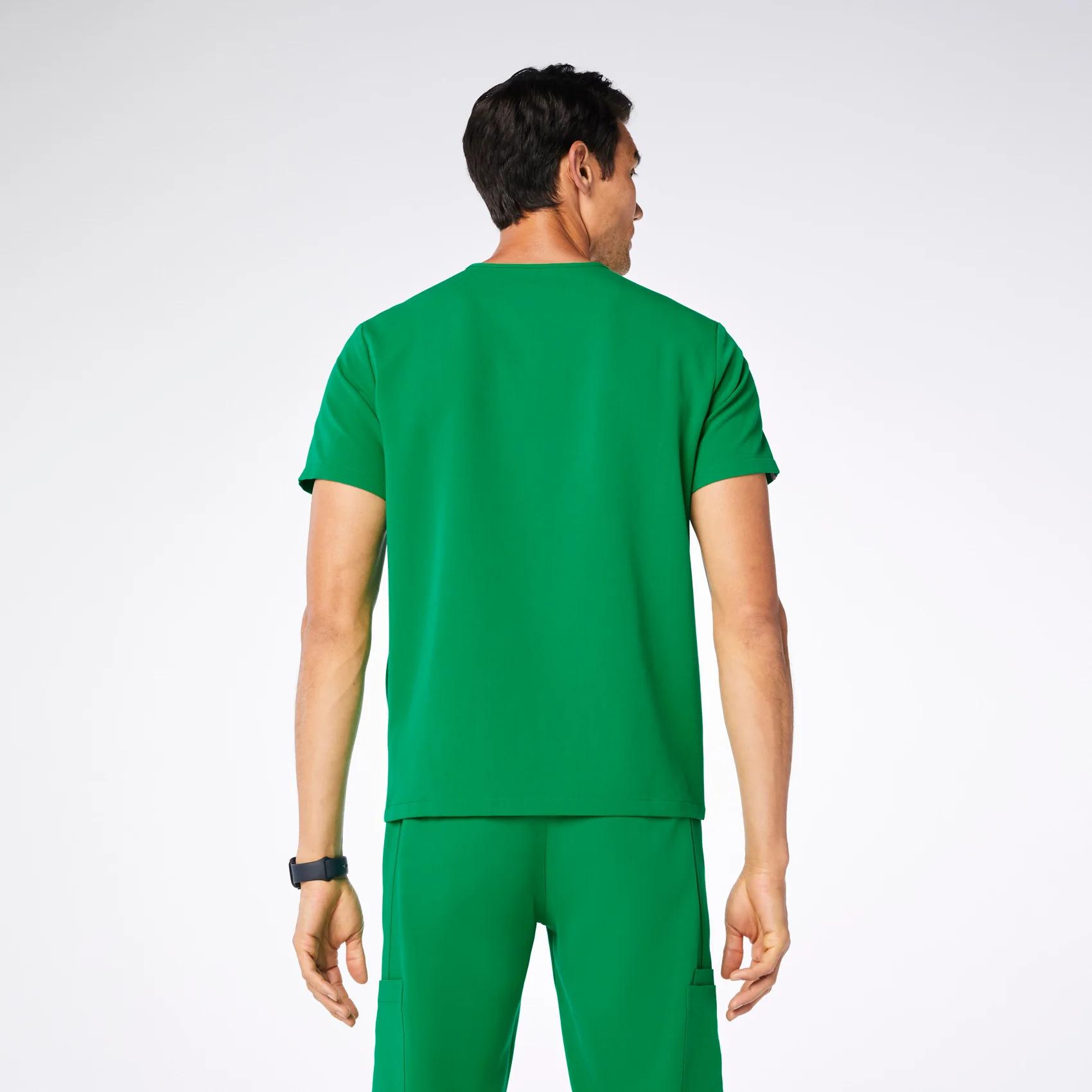 men's Evergreen Chisec - Three-Pocket Scrub Top™ - Image 4