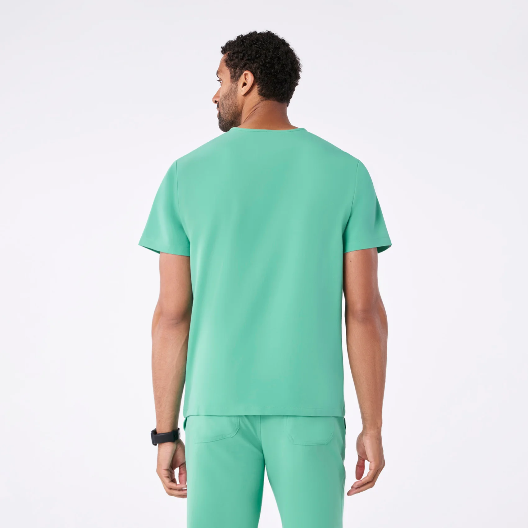 men's Surgical Green Chisec - Three-Pocket Scrub Top™ - Image 4