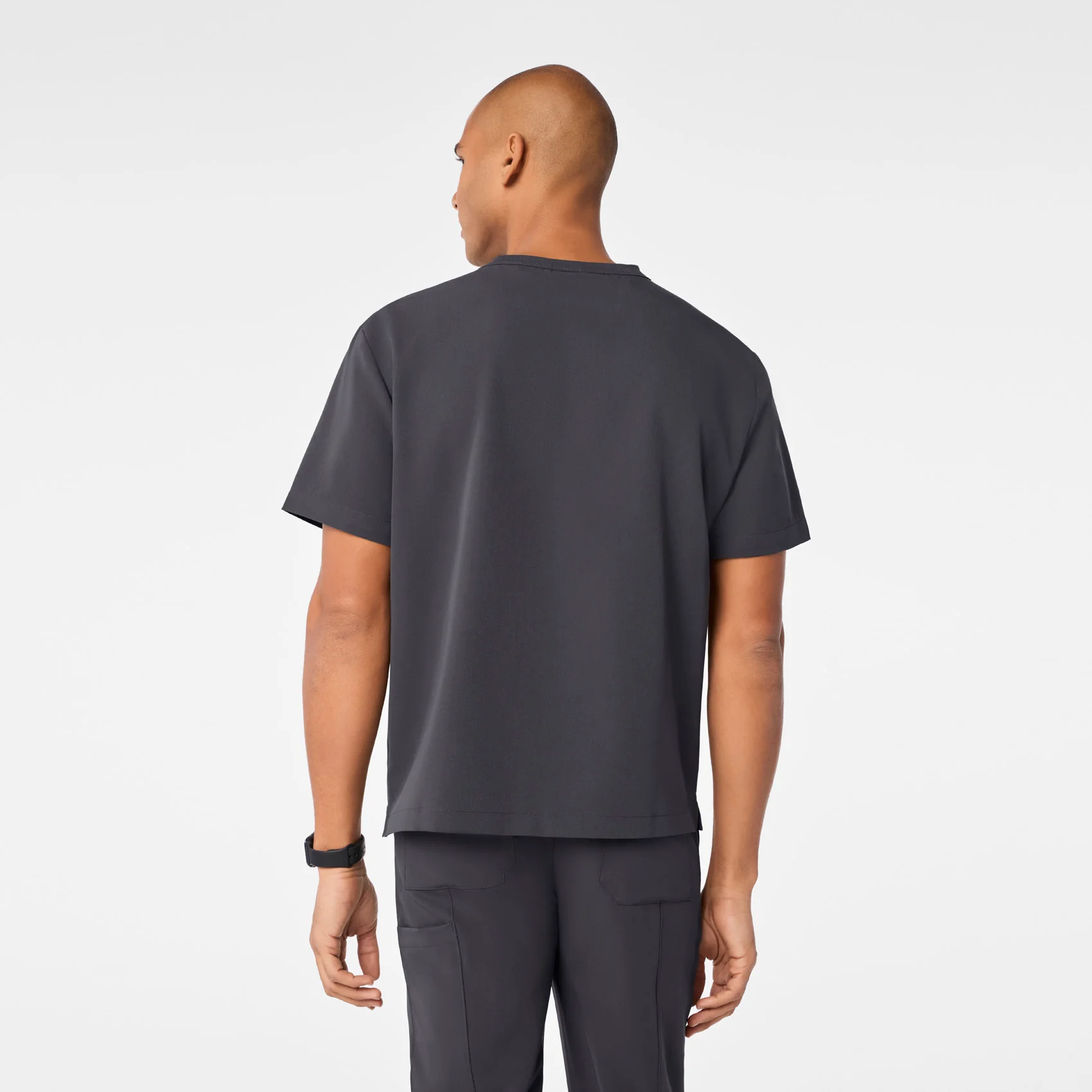 men's Charcoal Easton Relaxed - Crewneck Scrub Top - Image 4