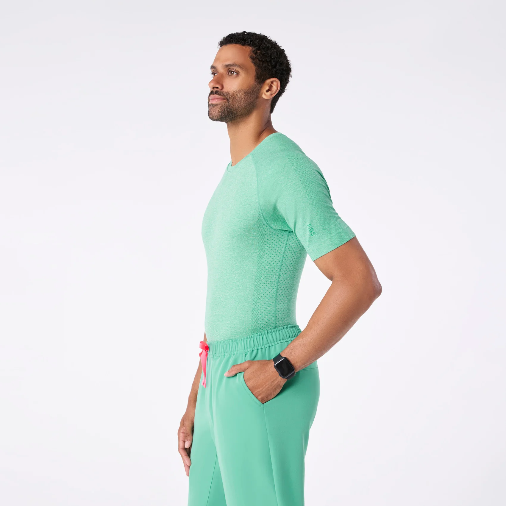 men's Surgical Green Makato Seamless - Shortsleeve Underscrub - Image 3