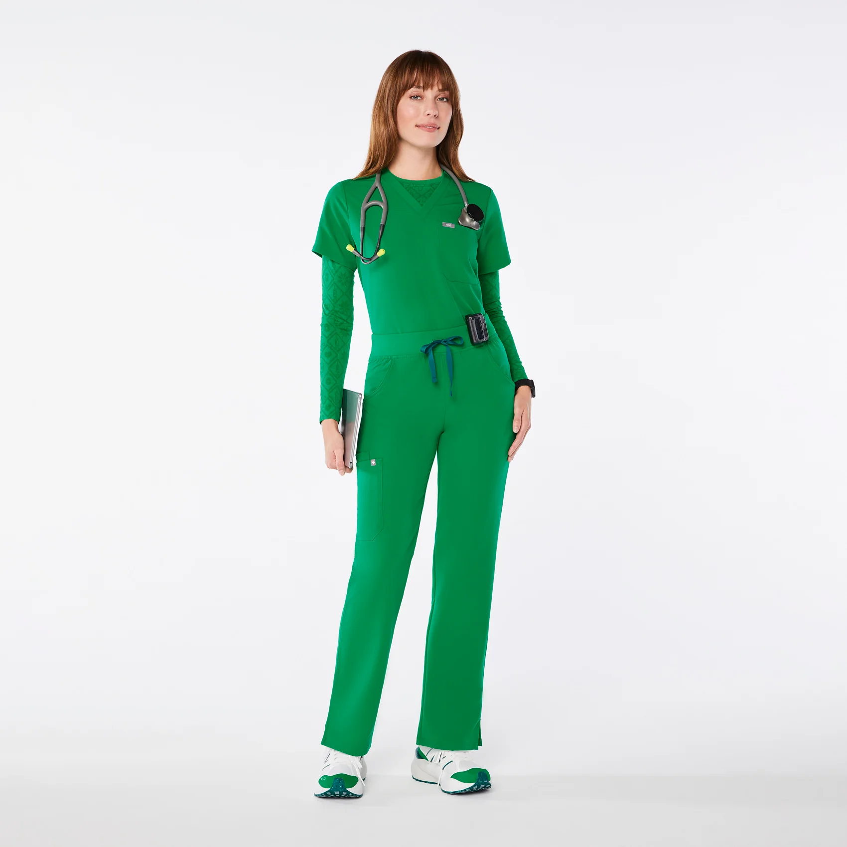 women's Evergreen Kade Petite Cargo Scrub Pant™ - Image 2