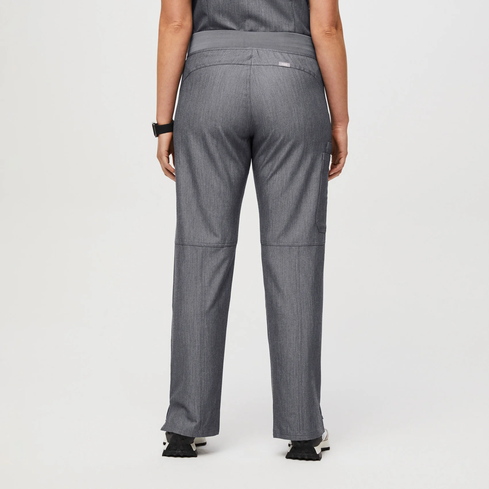 Women's Graphite Kade™ - Tall Cargo Scrub Pants - Image 4