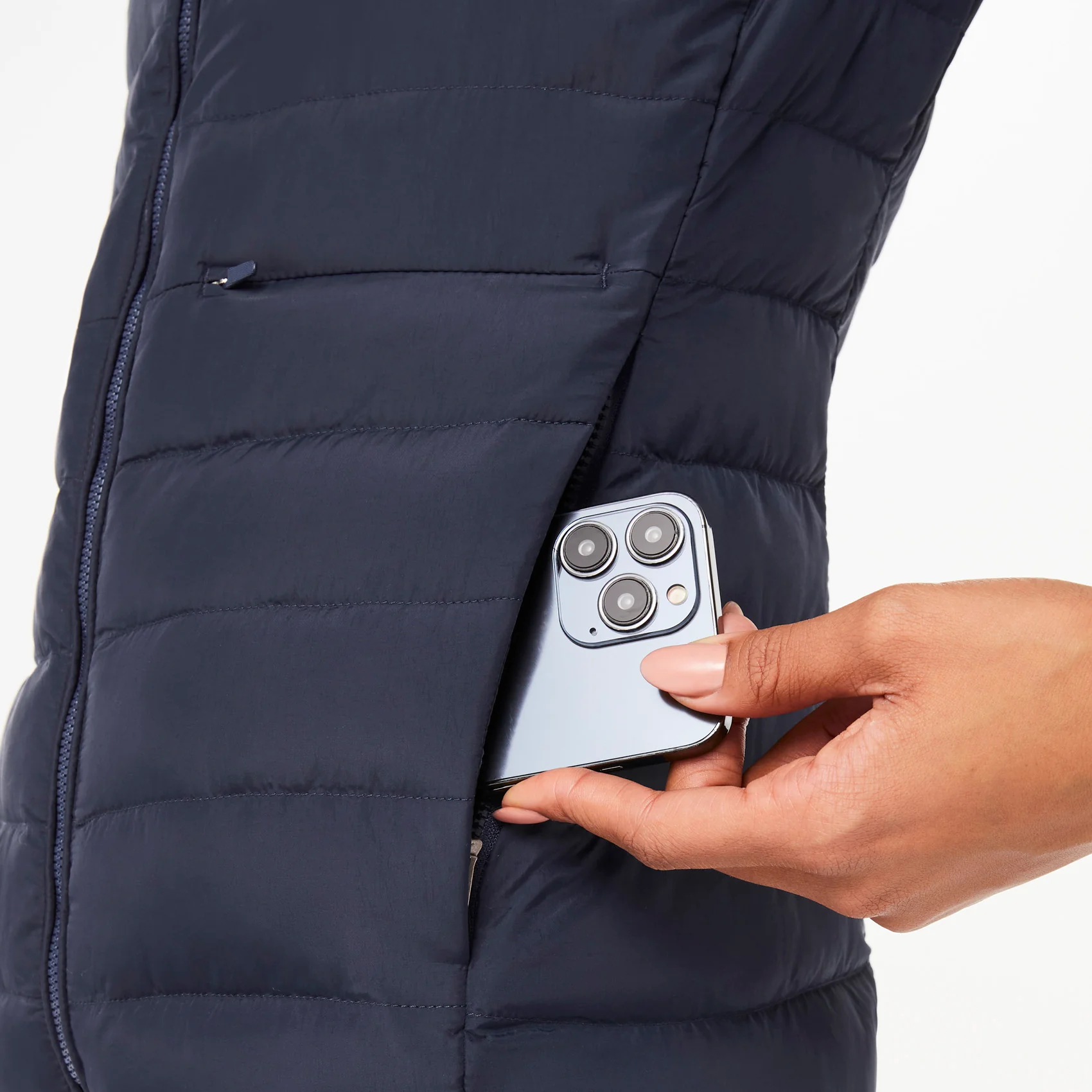 women's Navy On-Shift™ Packable - Puffer Vest - Image 9