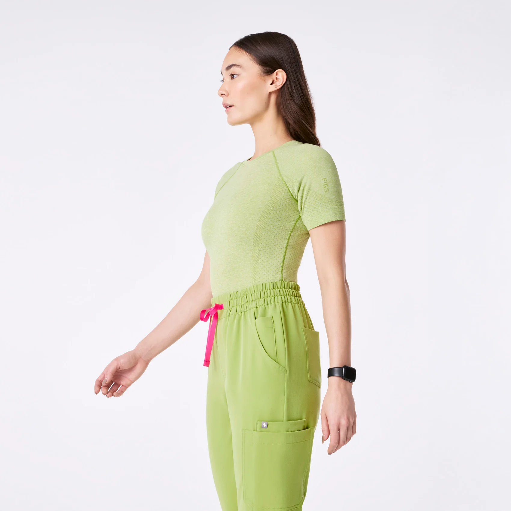 women's Matcha Salta Seamless - Shortsleeve Underscrub - Image 3